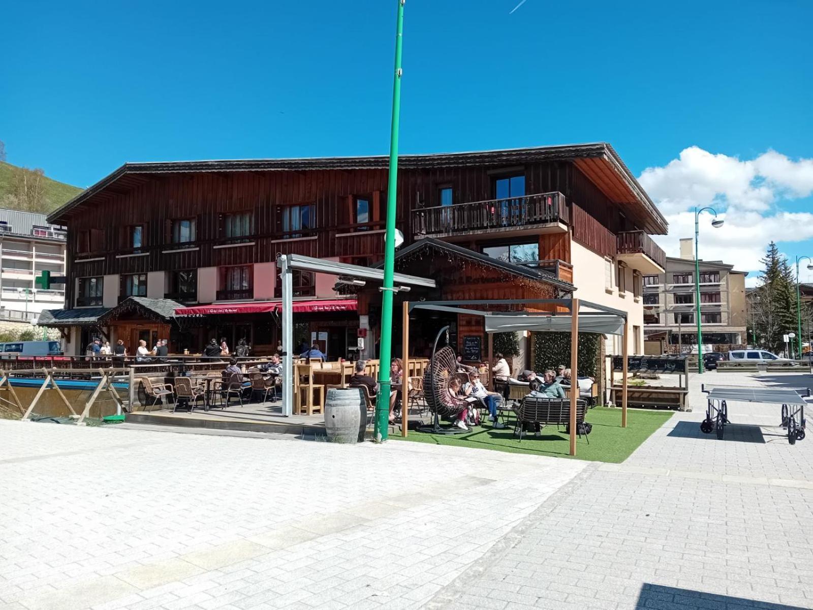 Hotel Le Sherpa Les Deux Alpes Exterior foto